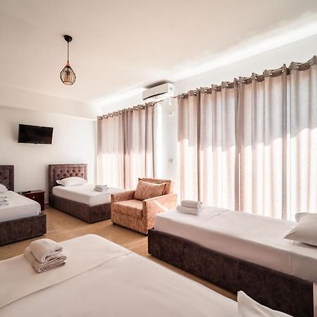 Alnes Hotel Sarande Luaran gambar