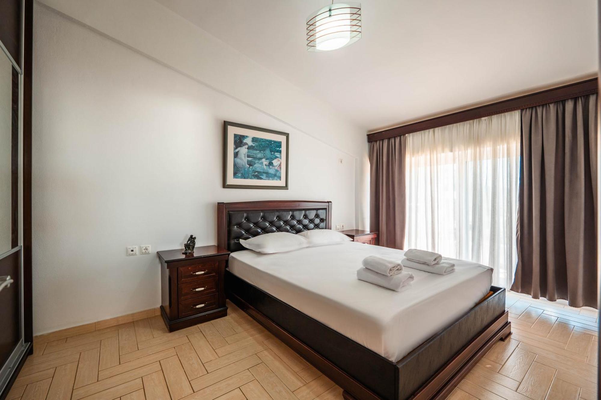 Alnes Hotel Sarande Luaran gambar