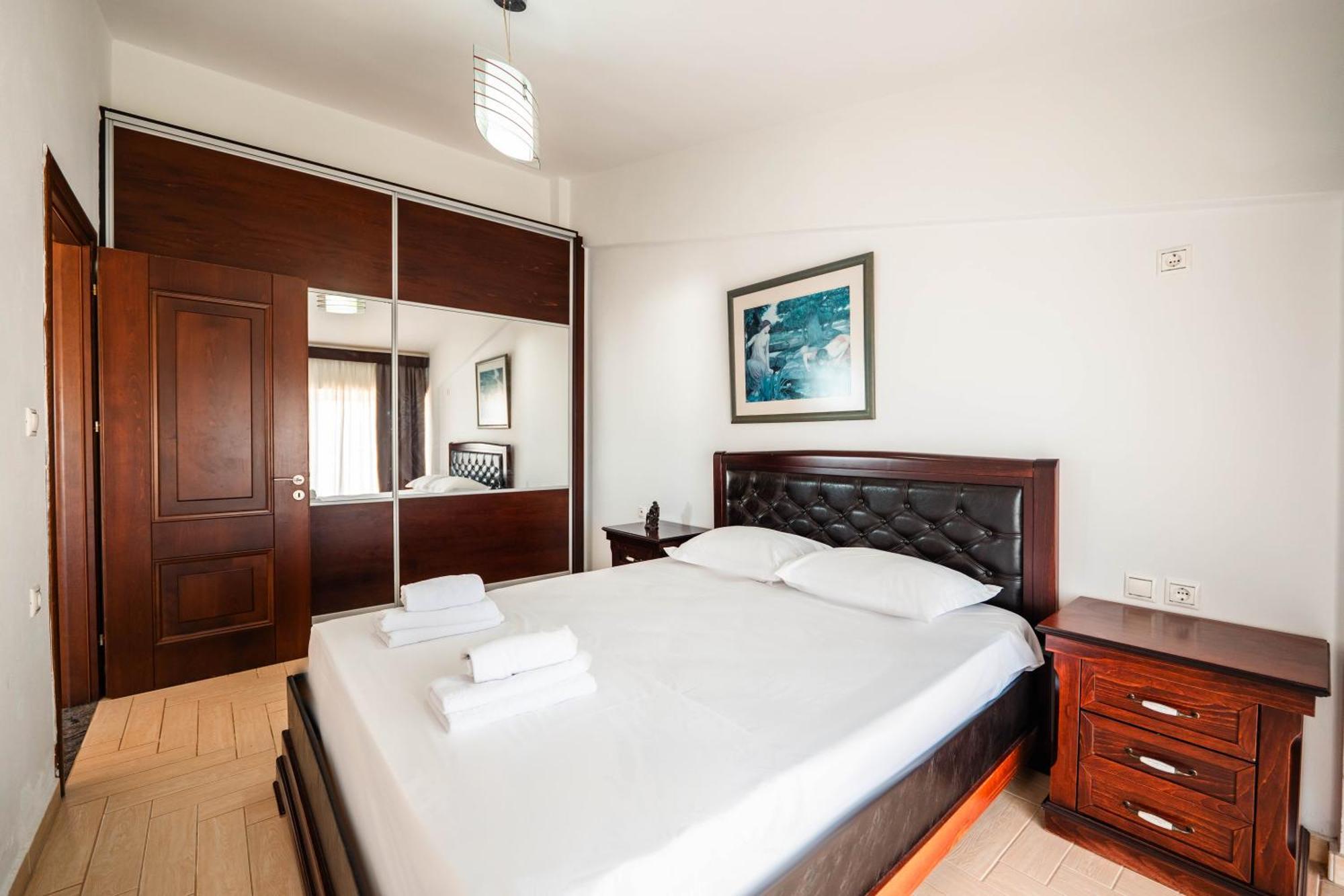 Alnes Hotel Sarande Luaran gambar