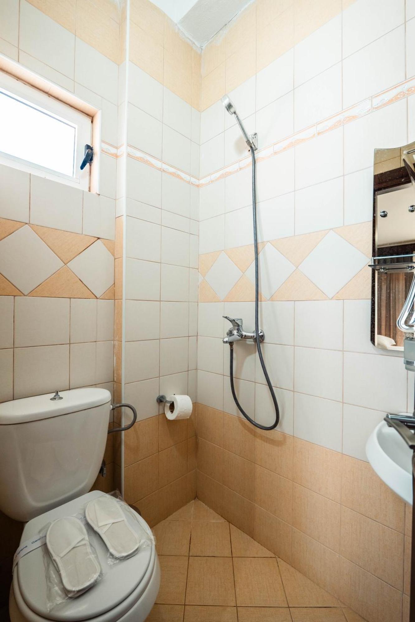 Alnes Hotel Sarande Luaran gambar