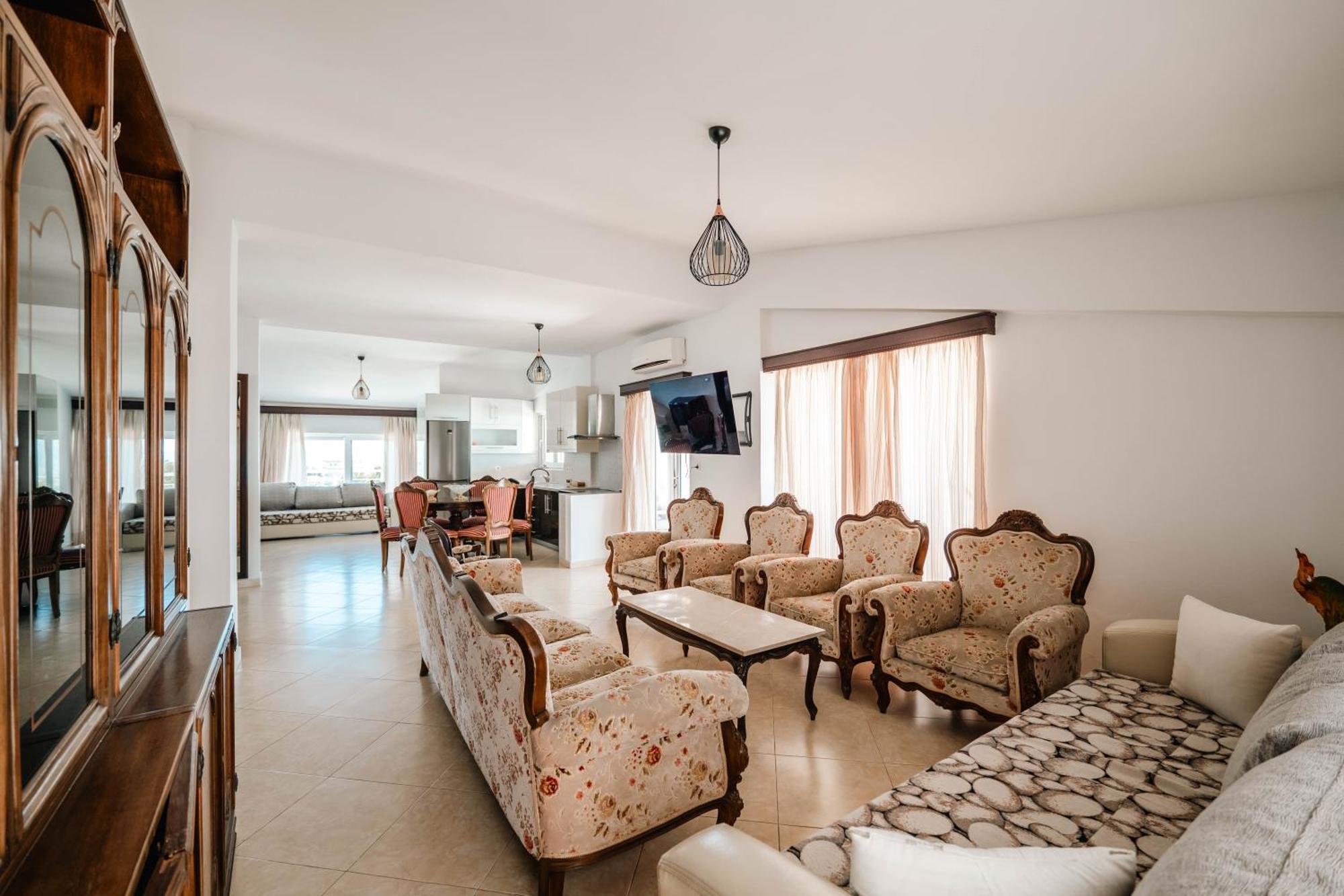 Alnes Hotel Sarande Luaran gambar