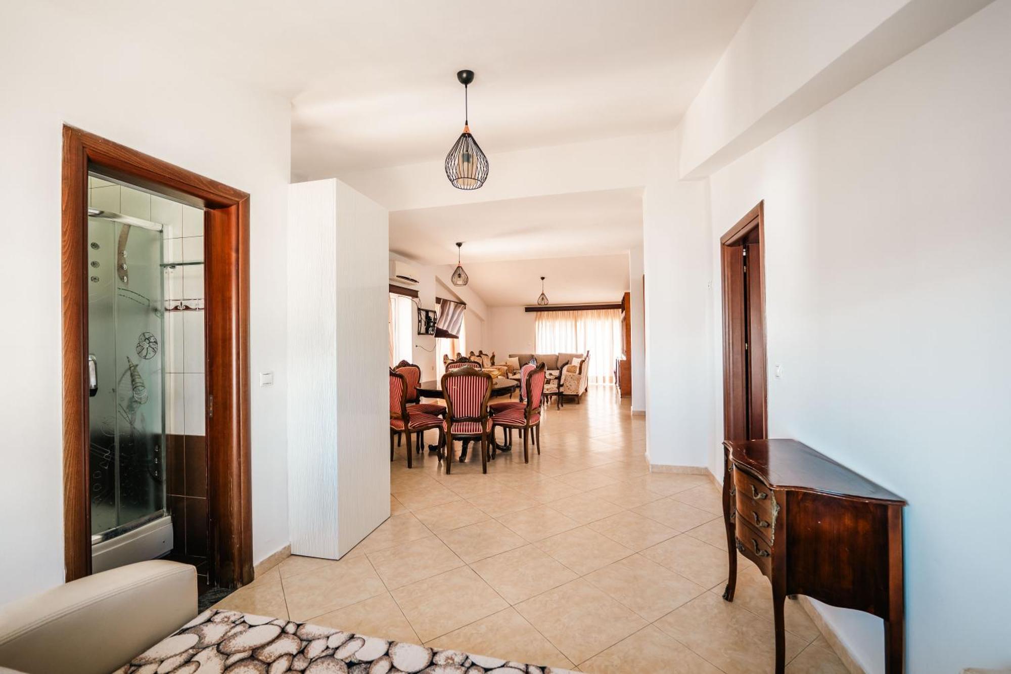 Alnes Hotel Sarande Luaran gambar