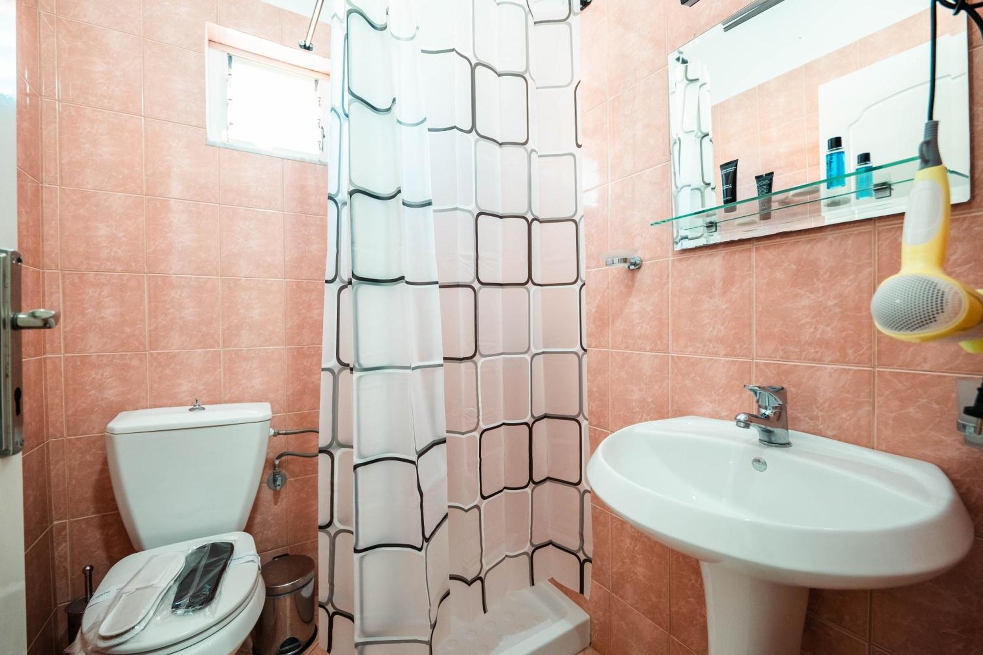 Alnes Hotel Sarande Luaran gambar
