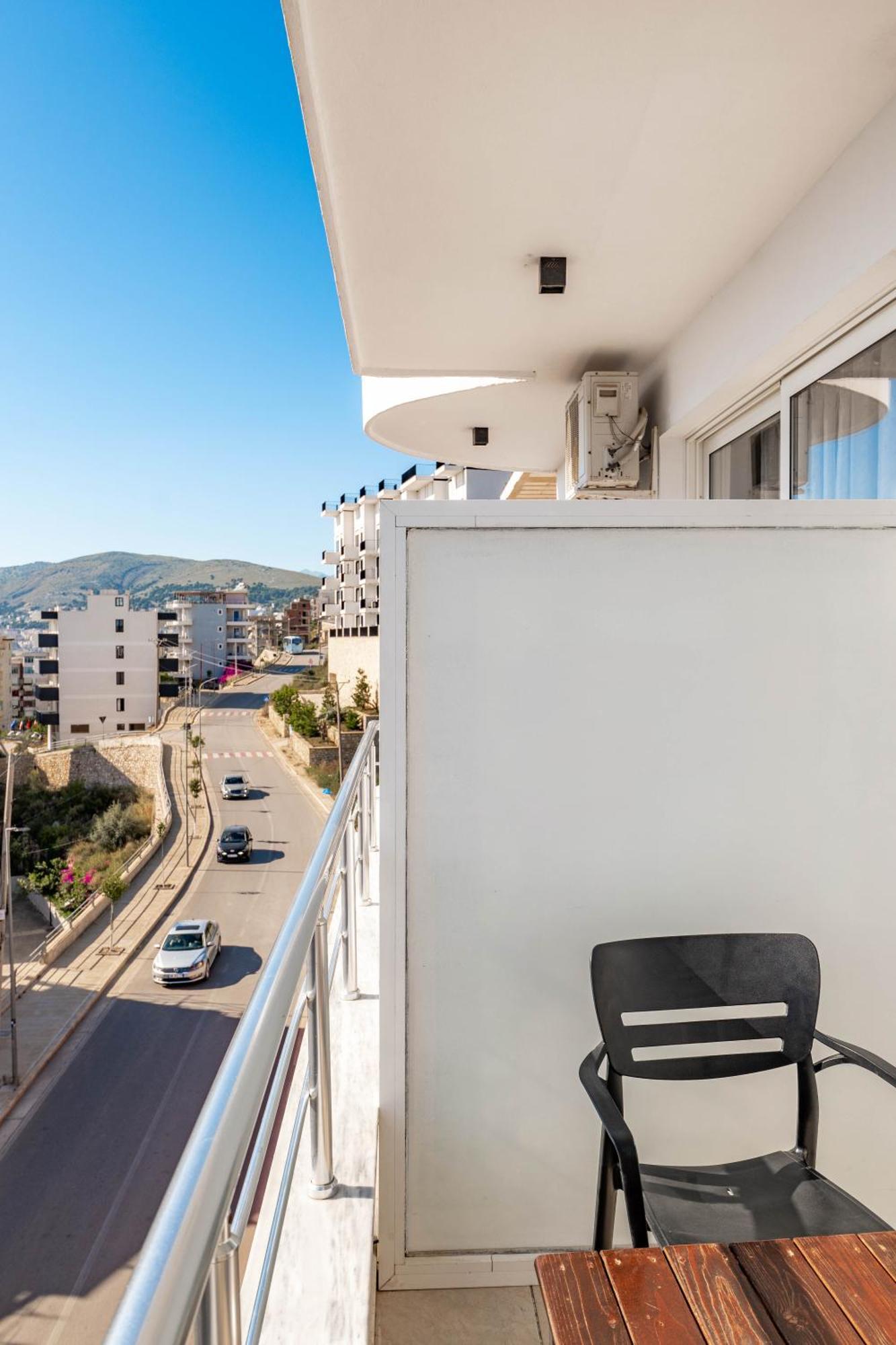 Alnes Hotel Sarande Luaran gambar