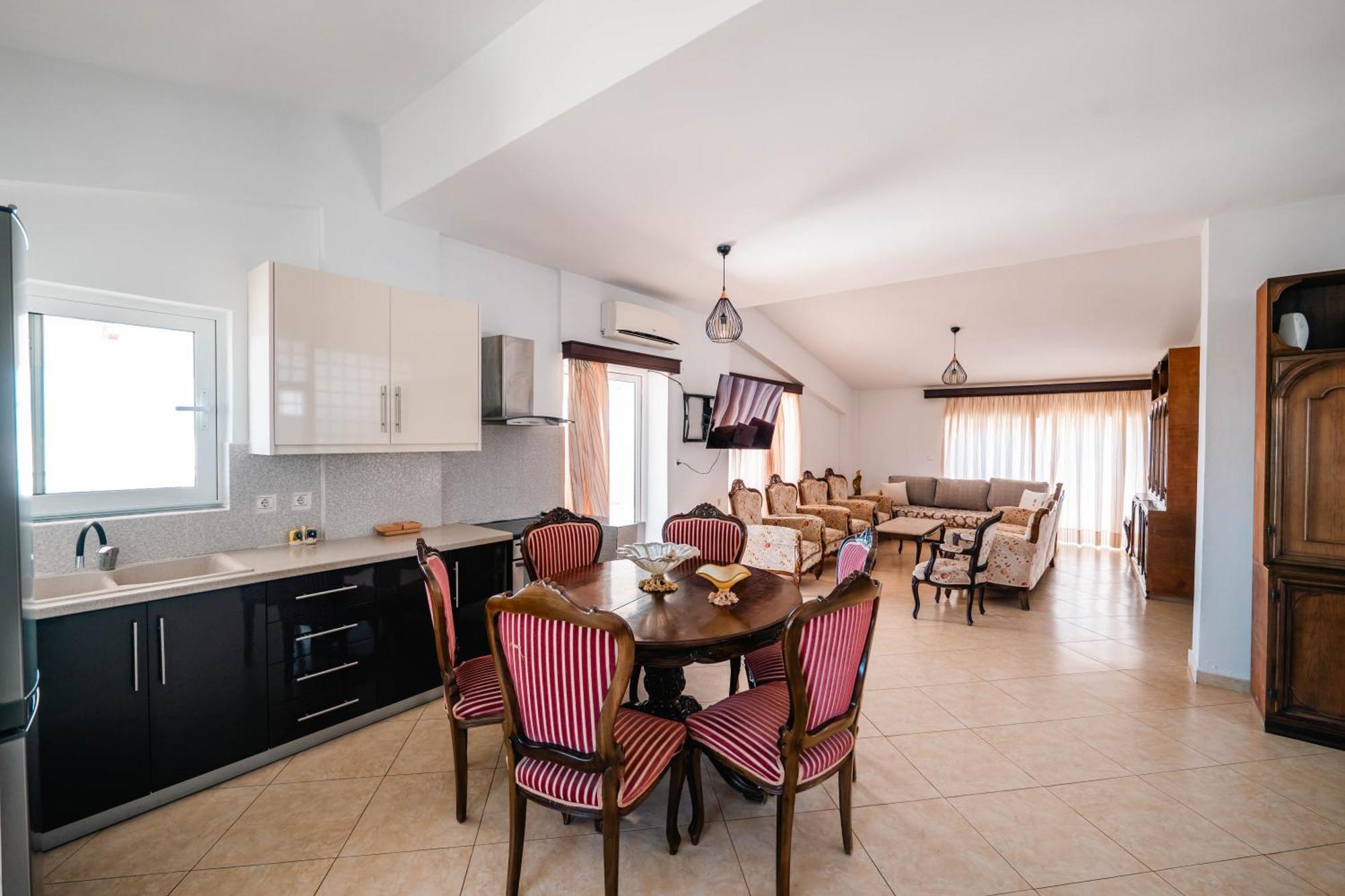 Alnes Hotel Sarande Luaran gambar